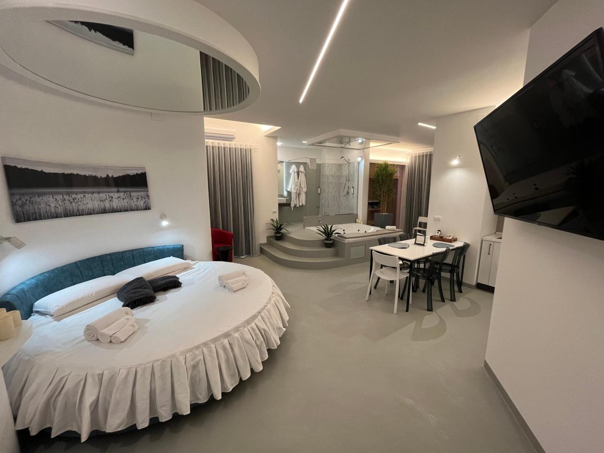 Hotel La Casba Paola Exteriér fotografie